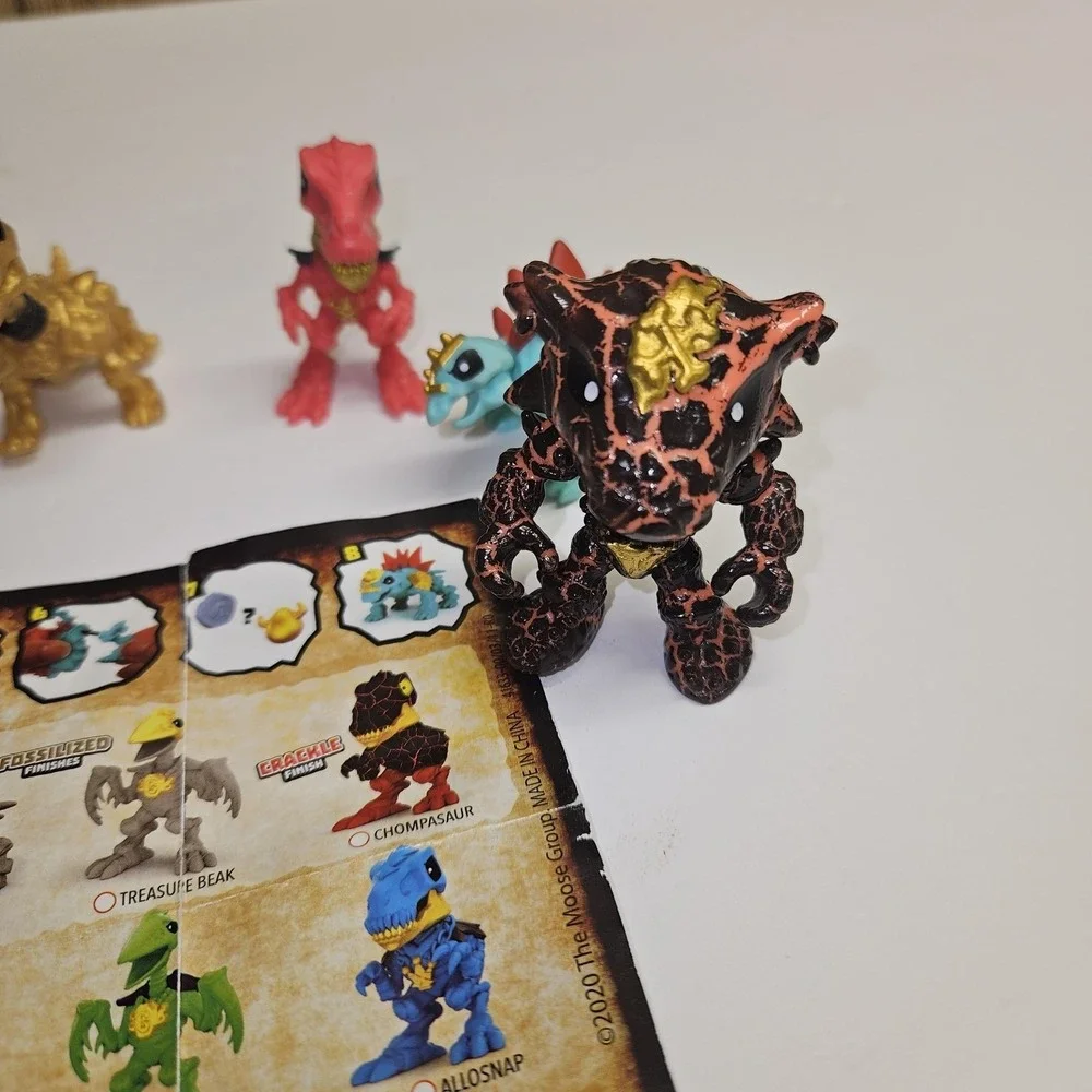Treasure X Dino Gold Mini Dinos Lot of 4 Map Chompasaur Spiker Collectible Figur